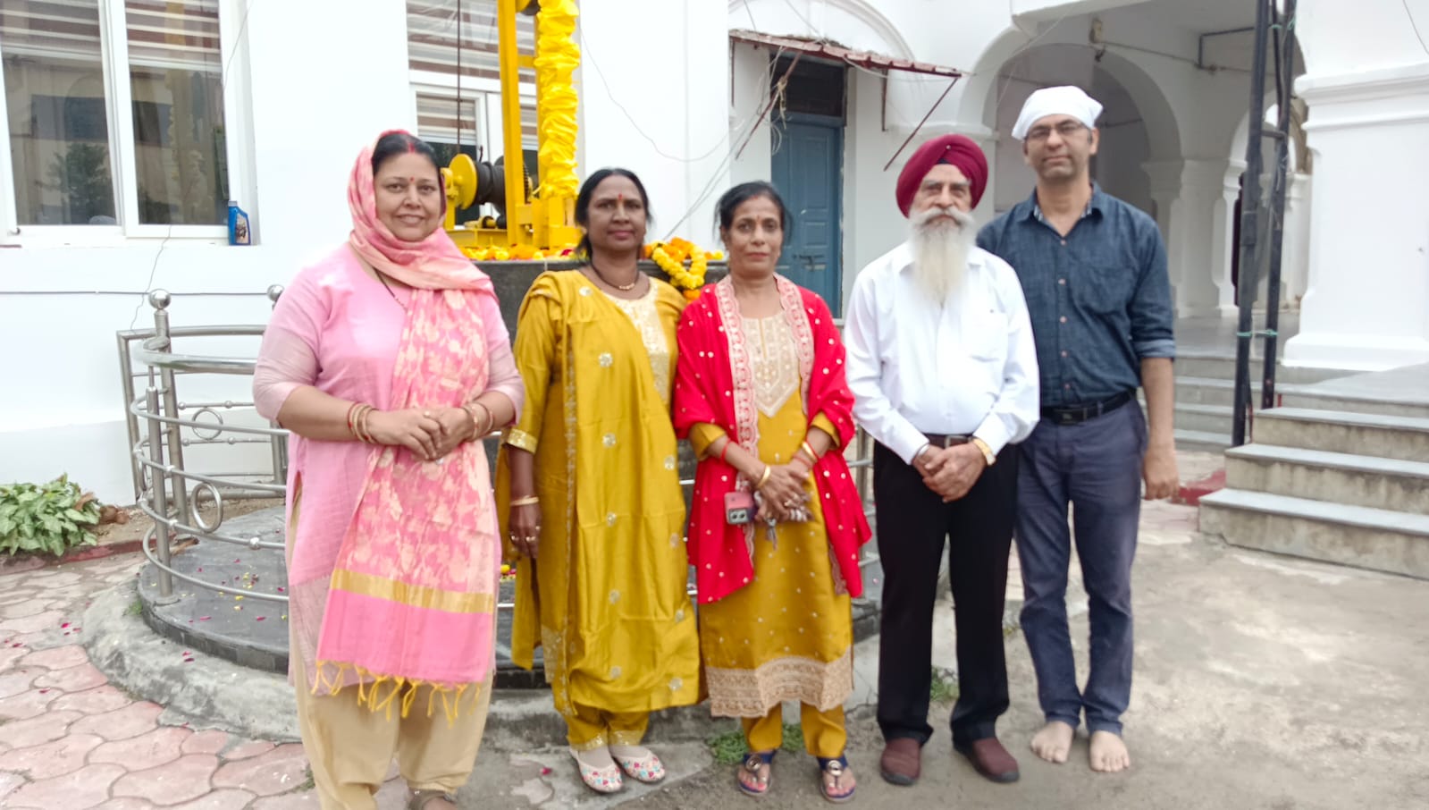 शहीदी पर्व पर गुरुनानक स्कूल में कार्यक्रम आयोजित हुआ 3 1762005356 WhatsApp Image 2025 11 01 at 2.14.26 PM